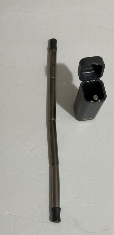 FinalStraw Collapsible Reusable Metal Straw Shark-Butt Gray Original Version gallery