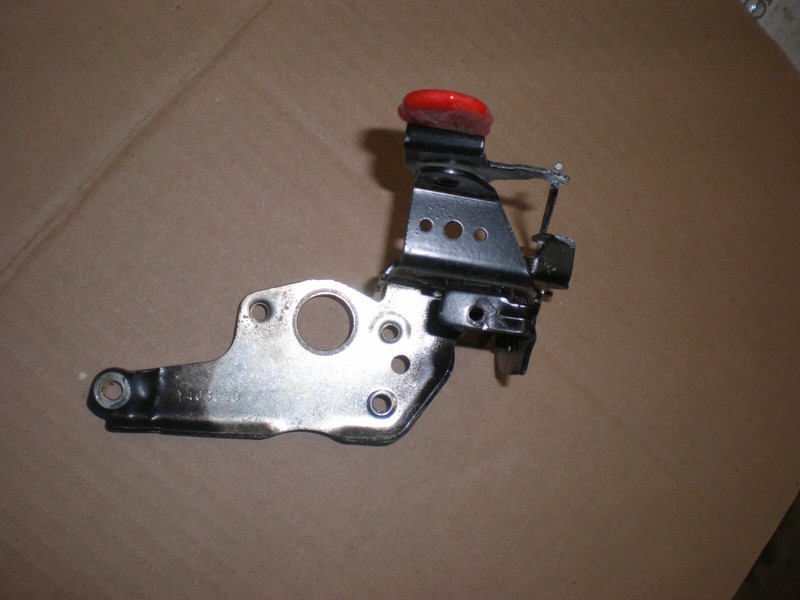 OEM BRIGGS & STRATTON QUANTUM CONTROL BRACKET 690839 power washers, chippers gallery