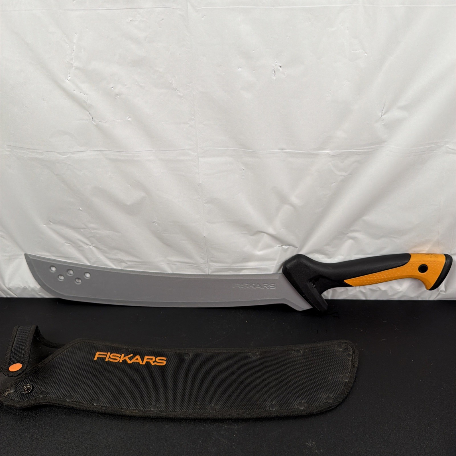 Fiskars Brush Clearing Machete 15" Blade w/ Sheath Brush Axe Knife gallery