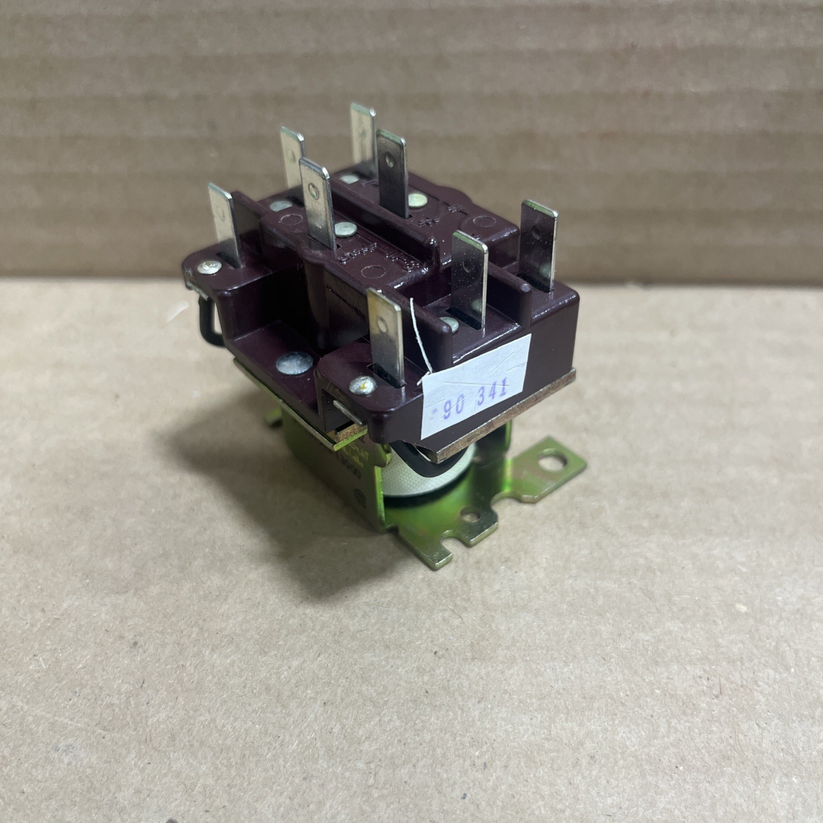 White Rodgers 90-341 Type 91 Relay 2 Pole Double Throw 120VAC - NEW gallery