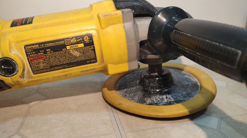 DEWALT Buffer Polisher Bundle 7”-9” Variable Speed 0-3,500 RPM DWP849X (Video) gallery