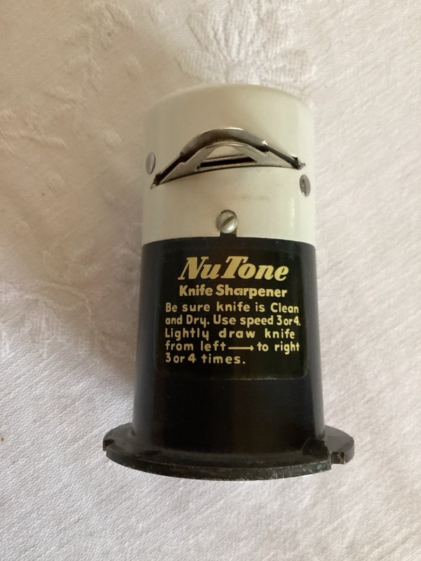 VINTAGE NuTone KNIFE SHARPENER ATTACHMENT MODEL 174 EXTRA BLADE USA MADE gallery