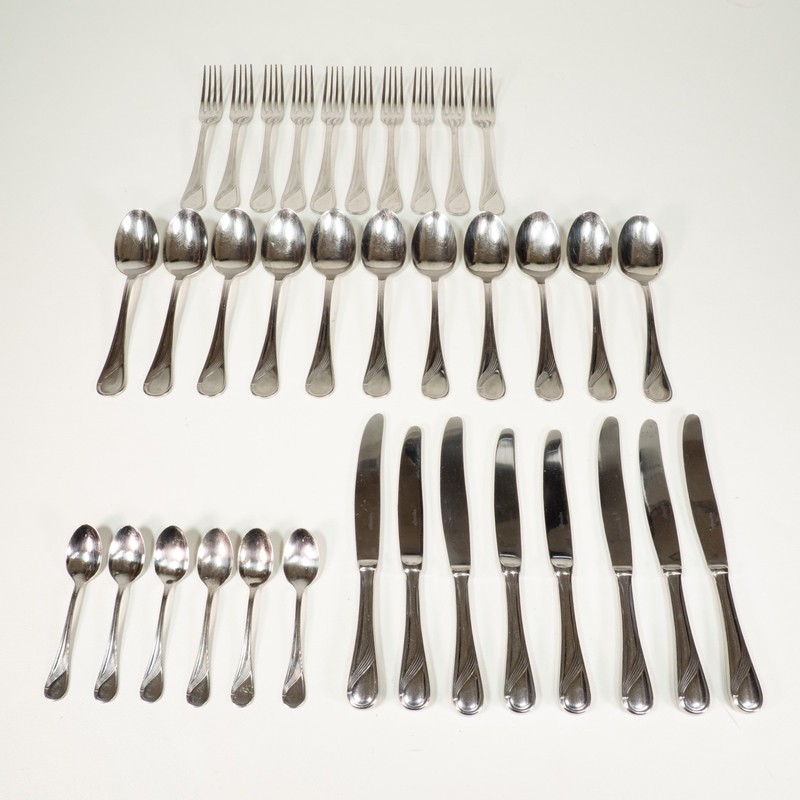 Mafil Vanstahl Unknown Pattern Stainless Steel Flatware Set of 35 Portugal gallery