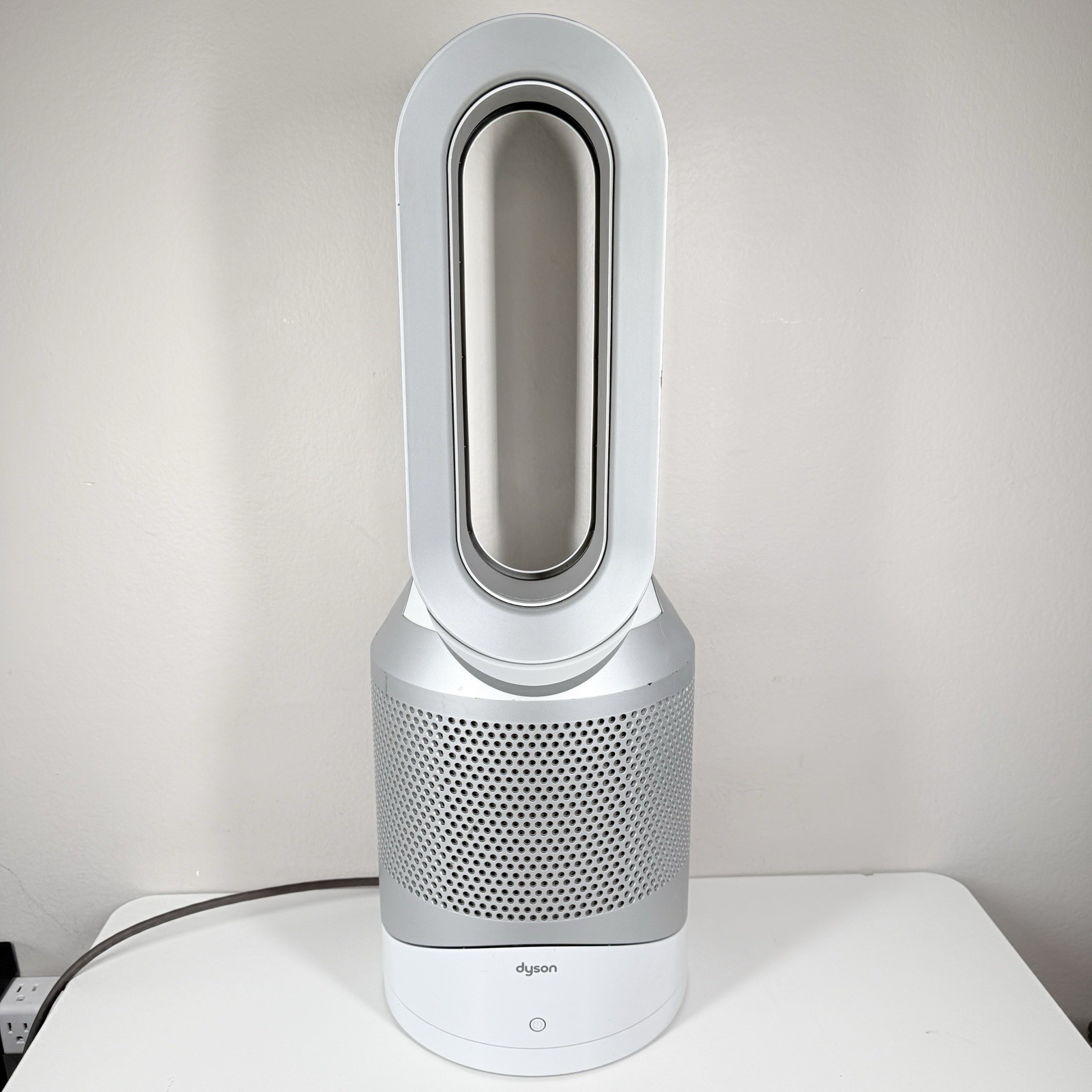 Dyson HP02 Pure Hot+Cool | Fan |Heater | HEPA Air Purifier | No Remote Control gallery
