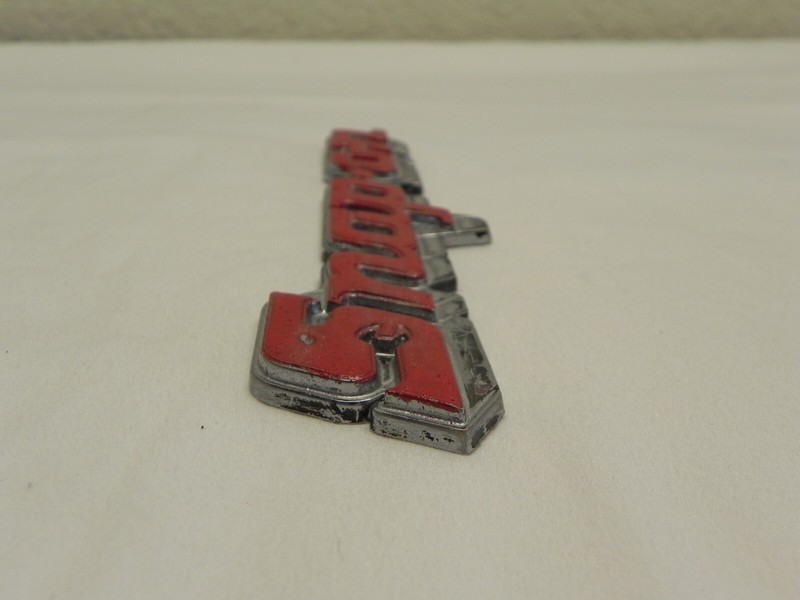 Snap-On Genuine Red & Silver Emblem Plastic Badge Decal Logo 8'' Long gallery