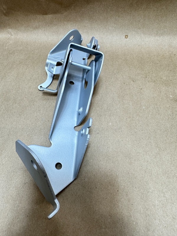 Briggs & Stratton Control Bracket 698761 Superseded to 592661 gallery