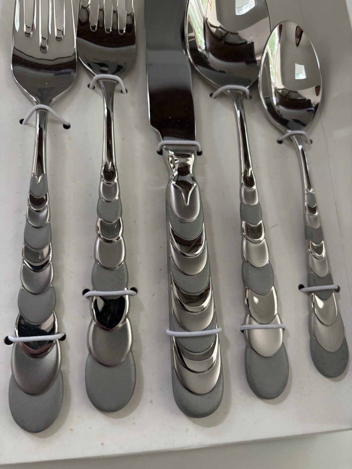 WMF Cromargan - CASCADE - 5 piece place setting - NEW gallery