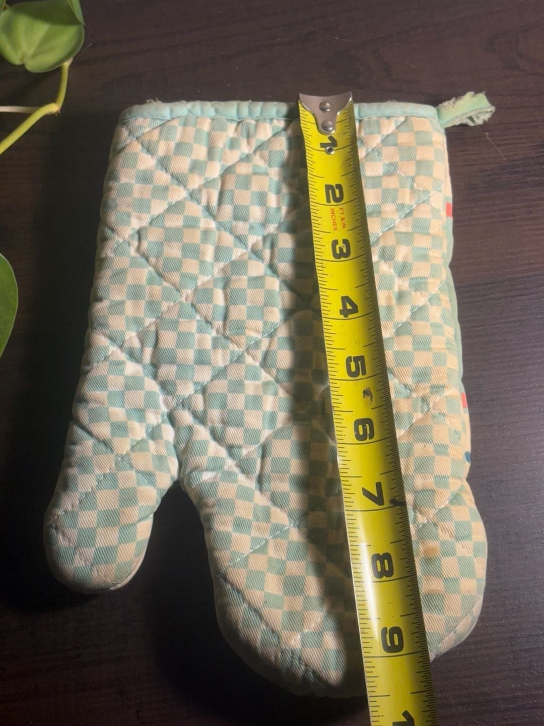 Vintage Country Kitchen Goose Pattern Quilted Oven Mitt gallery