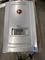 Rheem Performance Platnium ECOH200DVRHLN Tankless Water Heater (FOR PARTS ONLY)