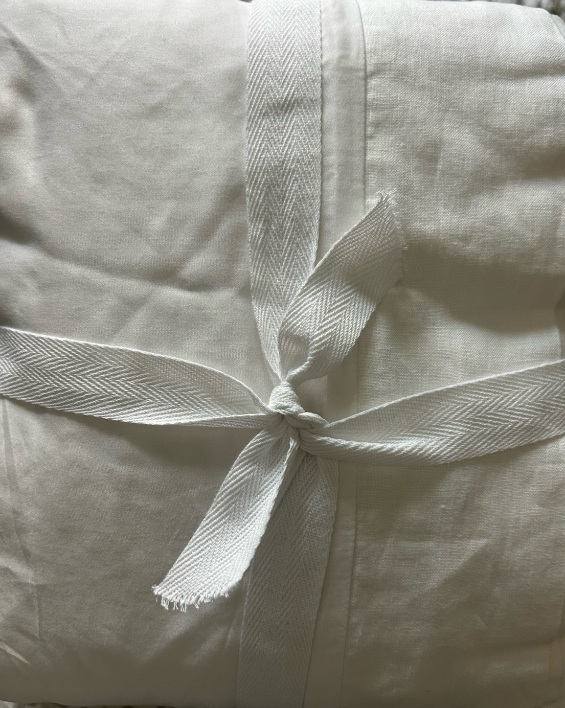 Pottery Barn Tencel Lyocell Duvet Full/Queen Duvet White linen Boarder New Read gallery