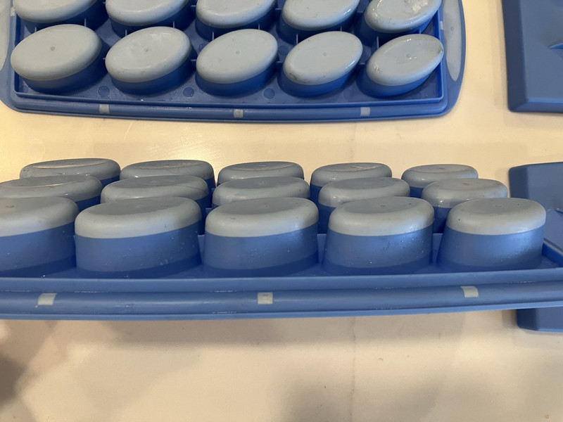 ORKA Silicone & Plastic Ice Cube Stackable Mold Tray Covers/ Lids Easy Removal gallery