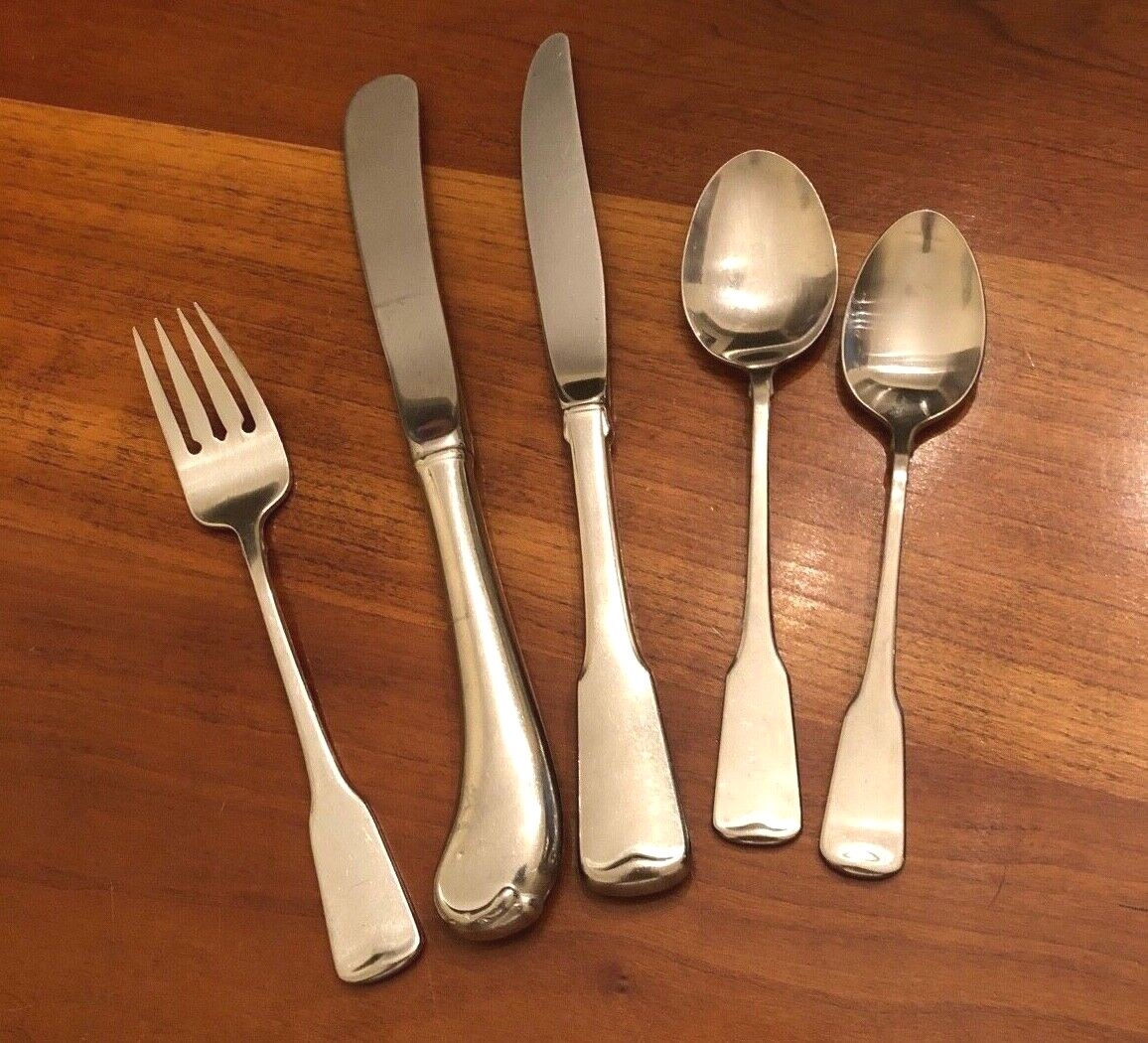 AMERICAN COLONIAL Oneida Heirloom Satin Stainless Flatware gallery