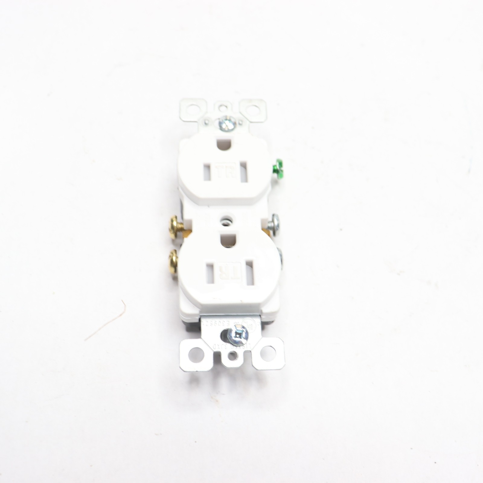 ELEGRP Tamper Resistant Duplex Outlet White 15 Amp 2005A-1PK gallery