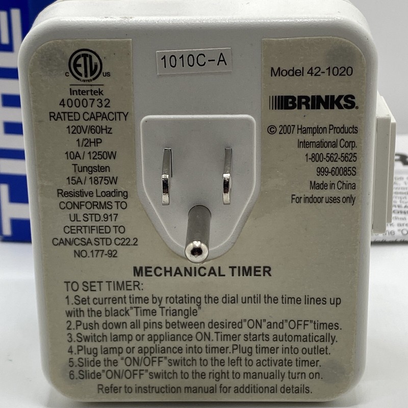 Brinks 42-1020 Mechanical Timer Grounded Plug 120V For Indoor Use Only gallery