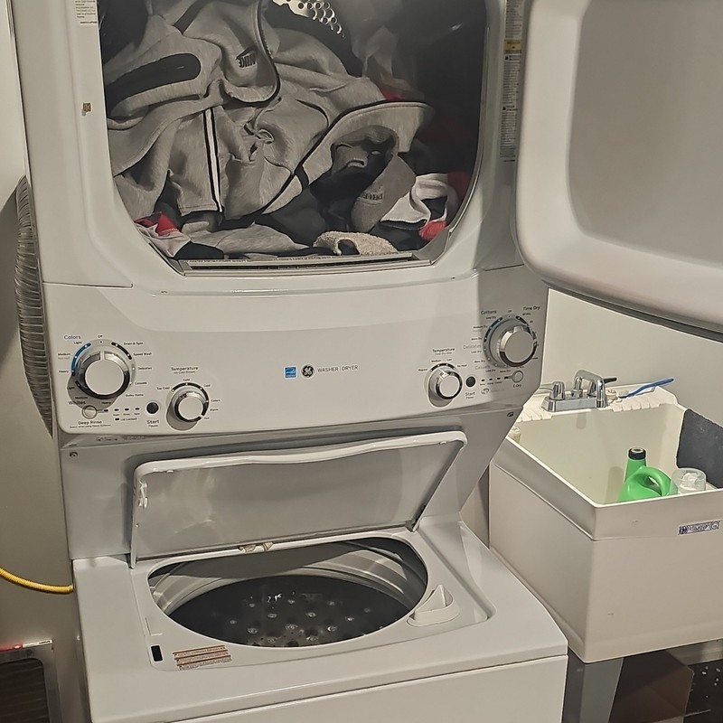GE GUD27GESNWW White Electric Stackable Washer Dryer Cycle Status Deep Fill gallery
