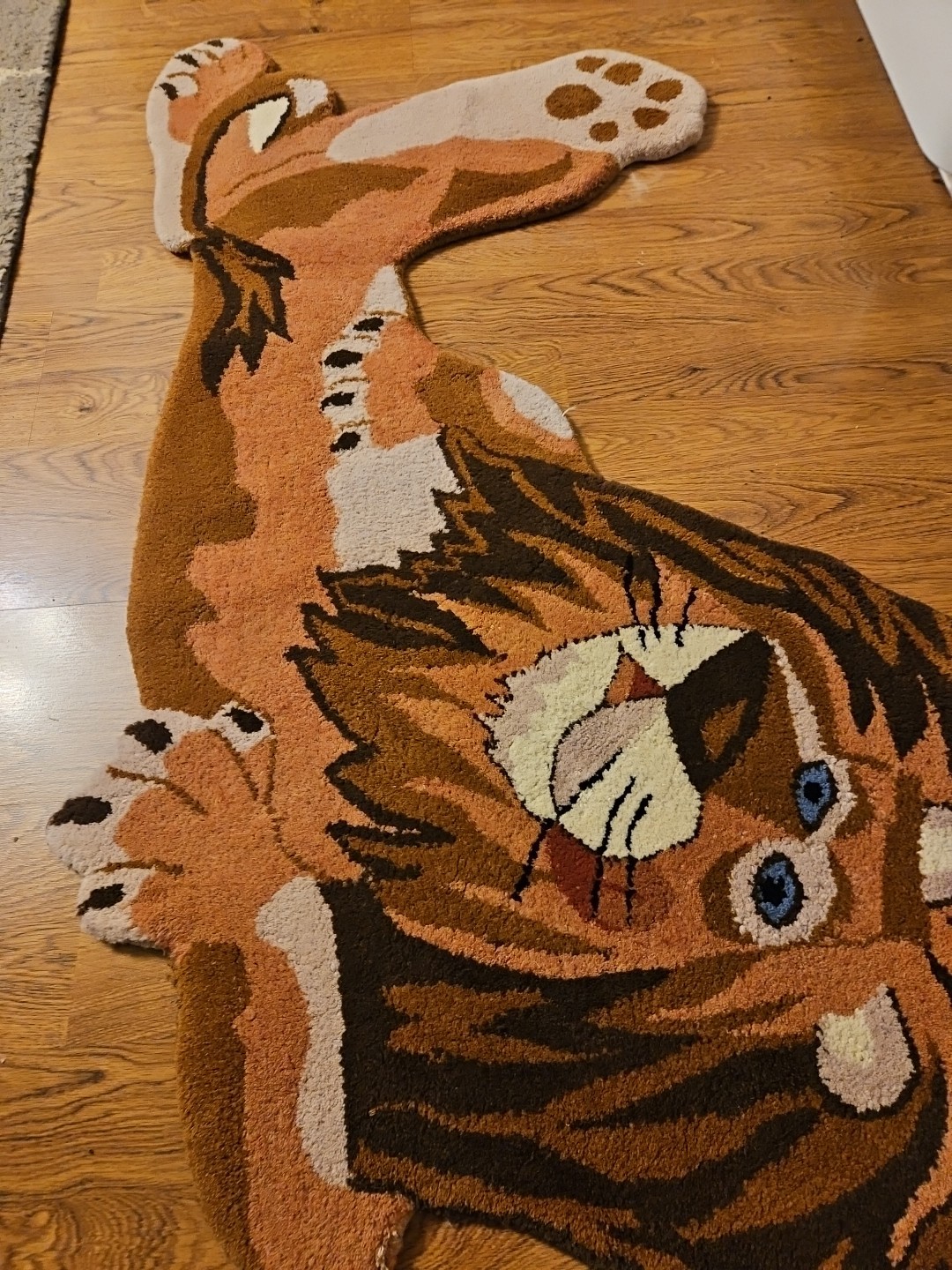 Vtg Lion Shape 3'x5' ft Handmade Tufted 100% wool Area Rug Kirling Collection gallery