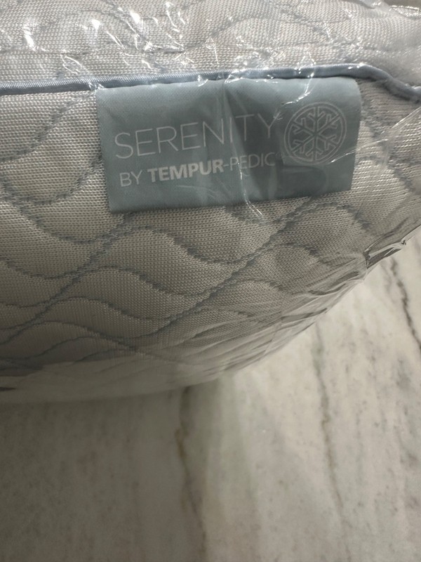 Serenity by Tempur Pedic Cooling Memory Foam Bed Pillow Standard Size 24”x 16” gallery