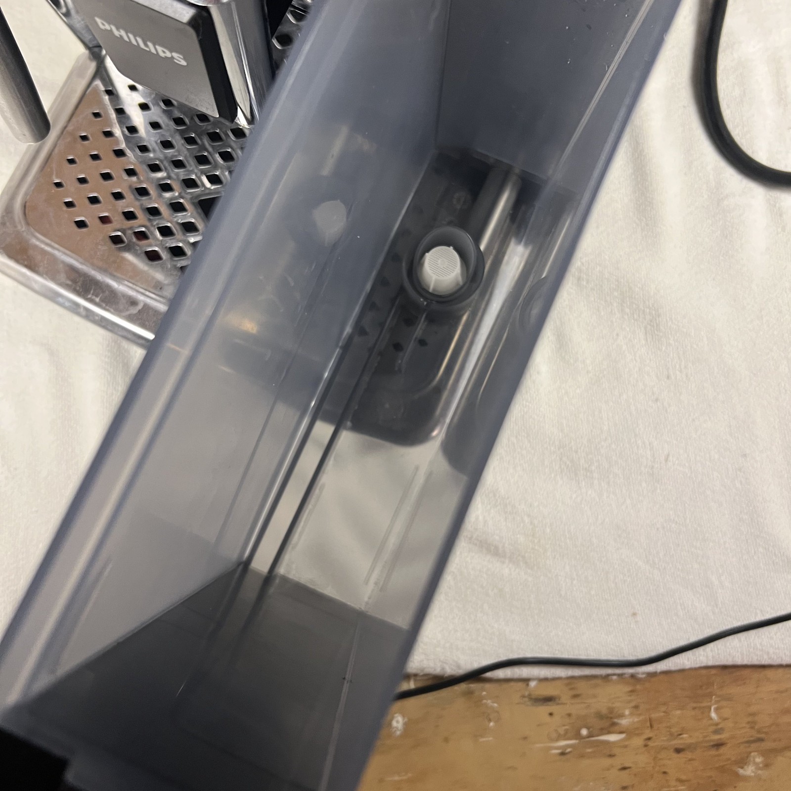Philips 3200 Series Espresso Machine Black AS IS For Parts Powers On Ep3221 gallery