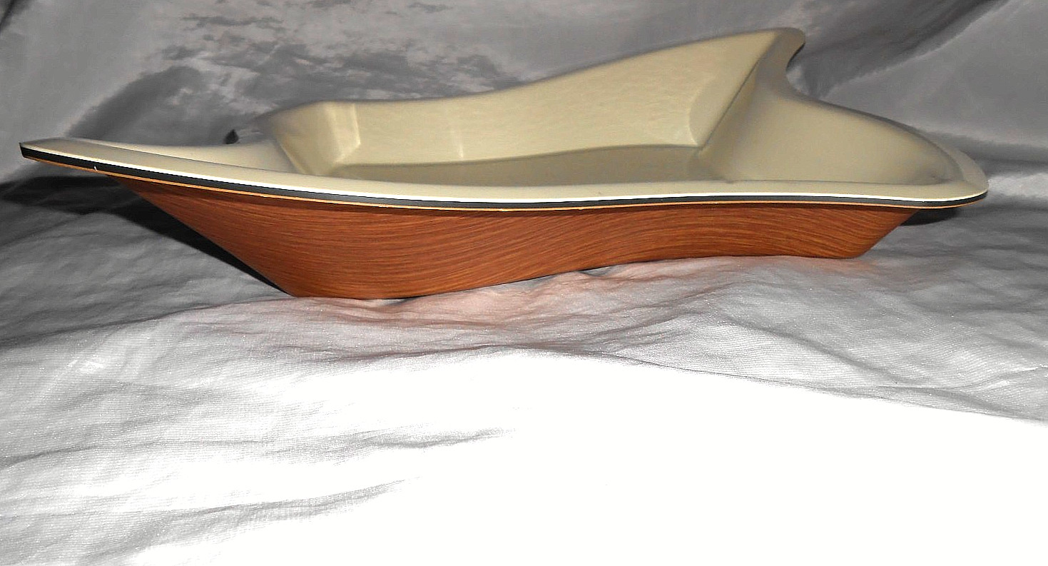 Robex "New Wave" Melamine Cream Brown Wood Effect 27x27x4.5cm Serving Bowl gallery