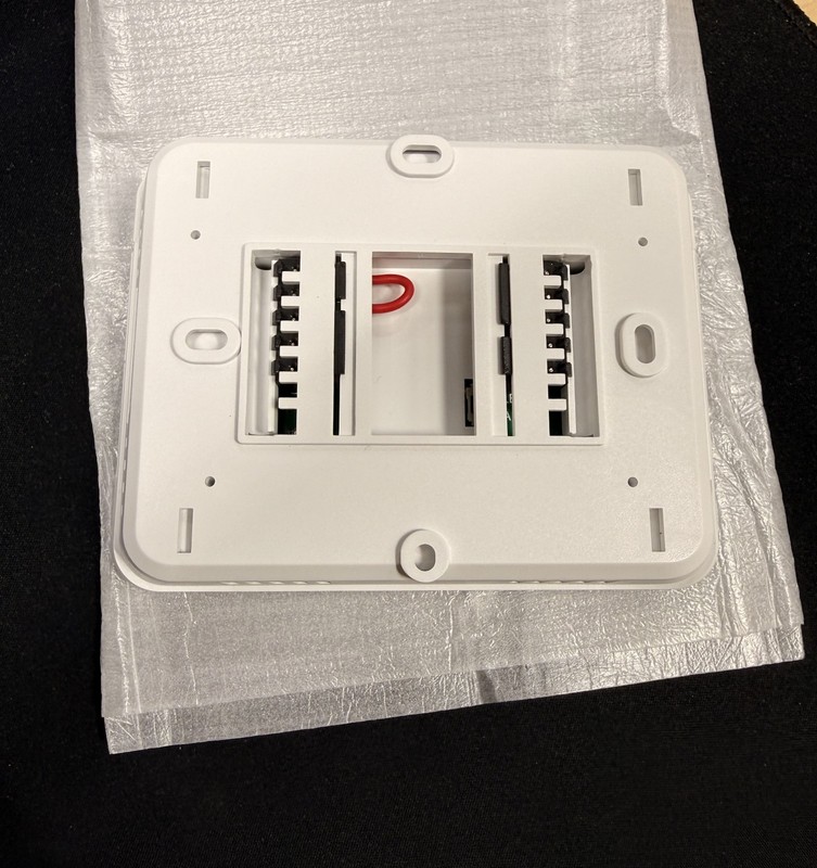 NEW Mroinge No 701 Digital Non-Programmable Thermostats Heat/Cool/Off Untested gallery
