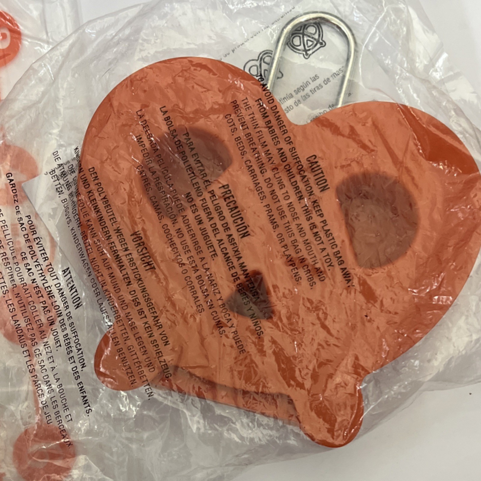 Pampered Chef Pretzel Mat And Pretzel Form gallery