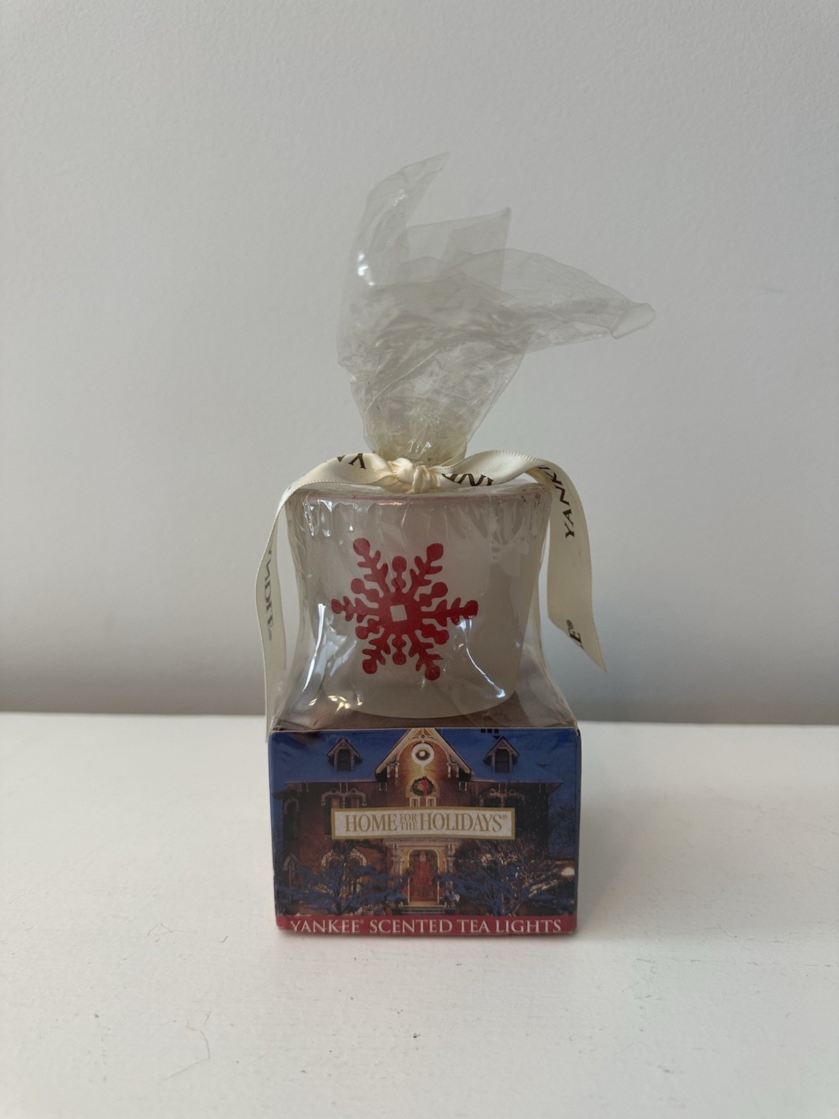 Yankee Candle Home For The Holidays Tea Light Votive & Candles gallery