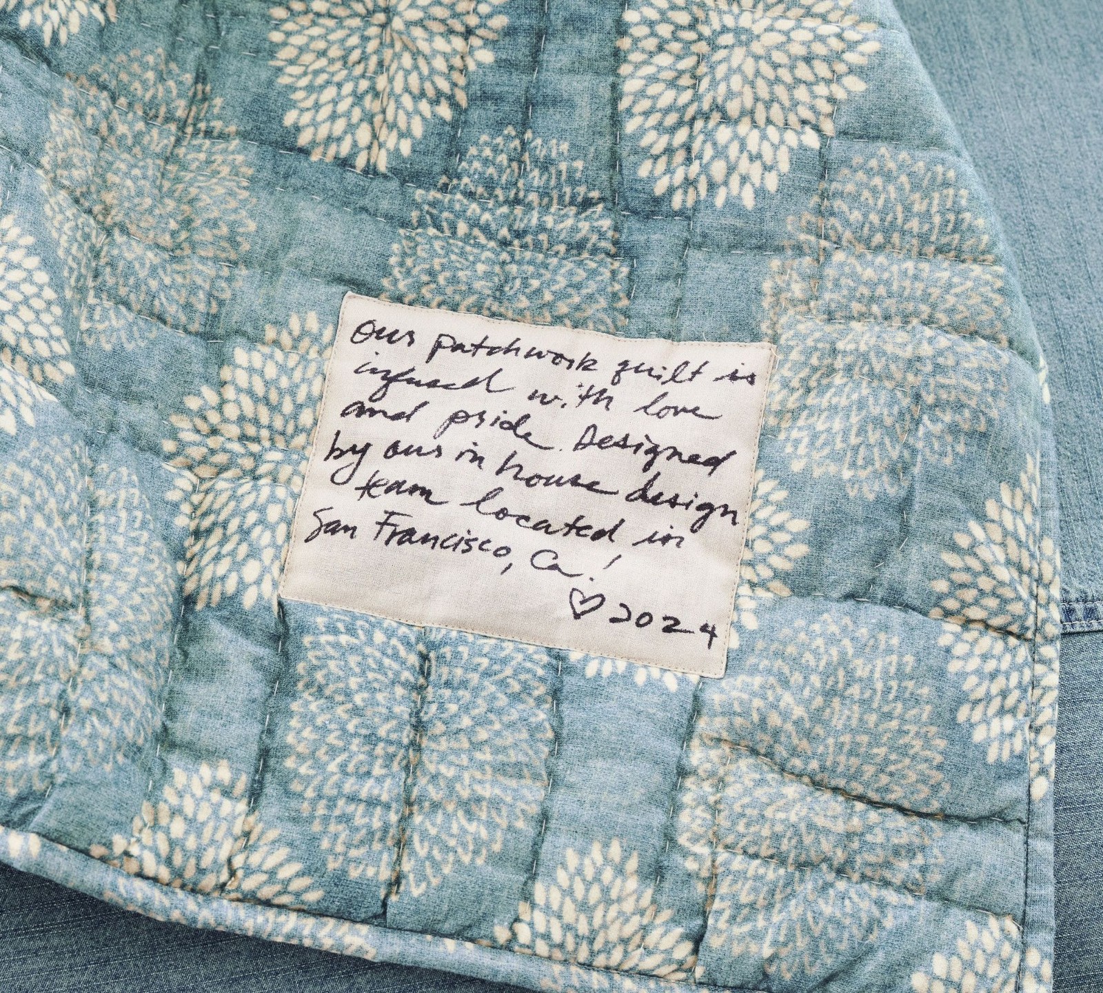 Pottery Barn Americana Flag Reversible Quilt/Quilted Sham Patriotic 4th of July gallery
