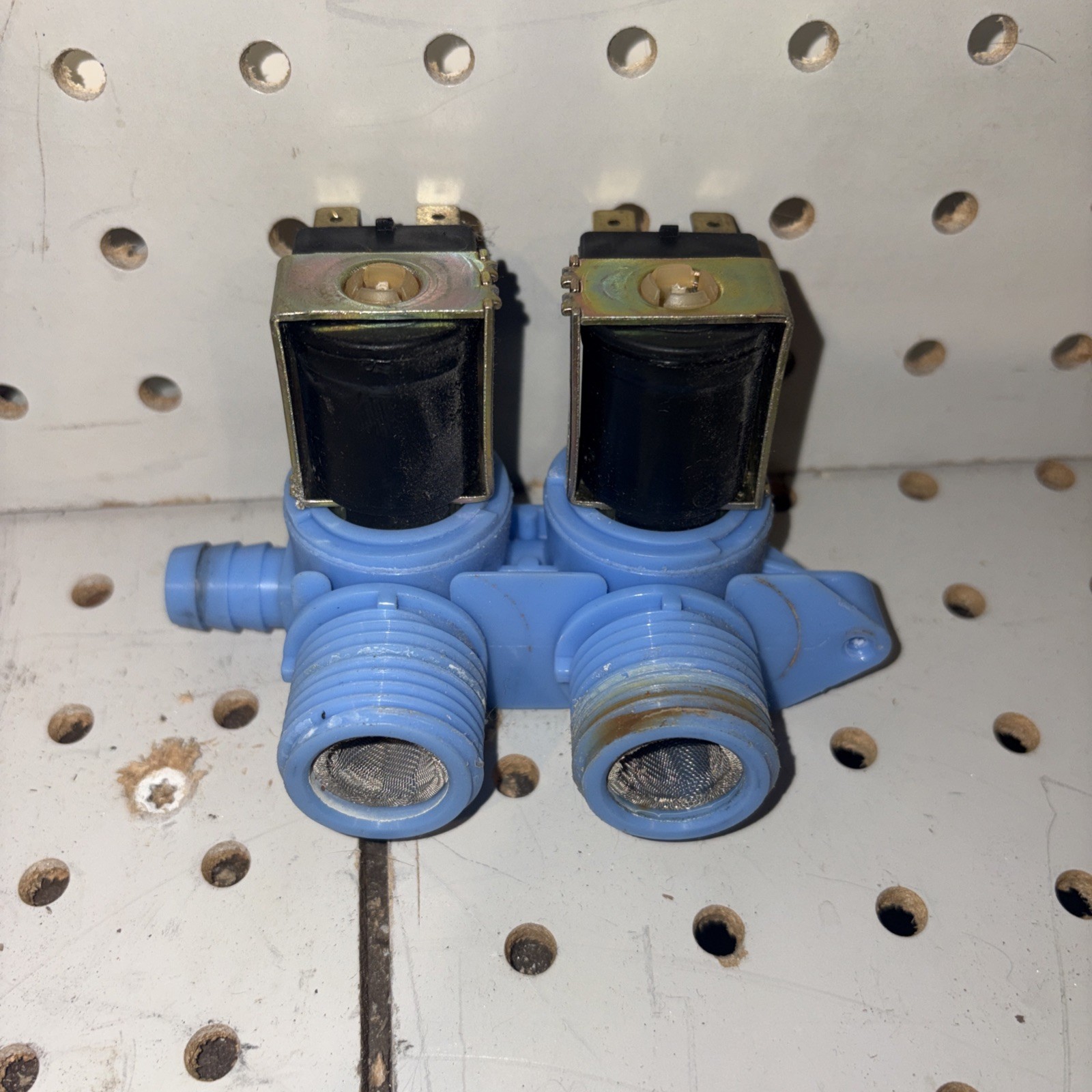 Whirlpool Water Inlet Valve 285805 Working Condition gallery