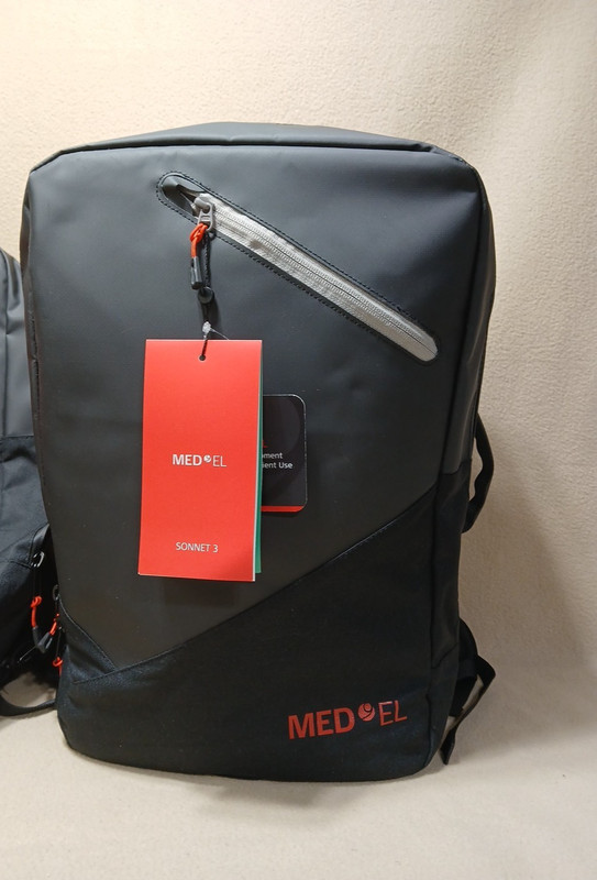 NWT Backpack Kohla Restless 18L Black Multimedia Retractable Straps Waterproof