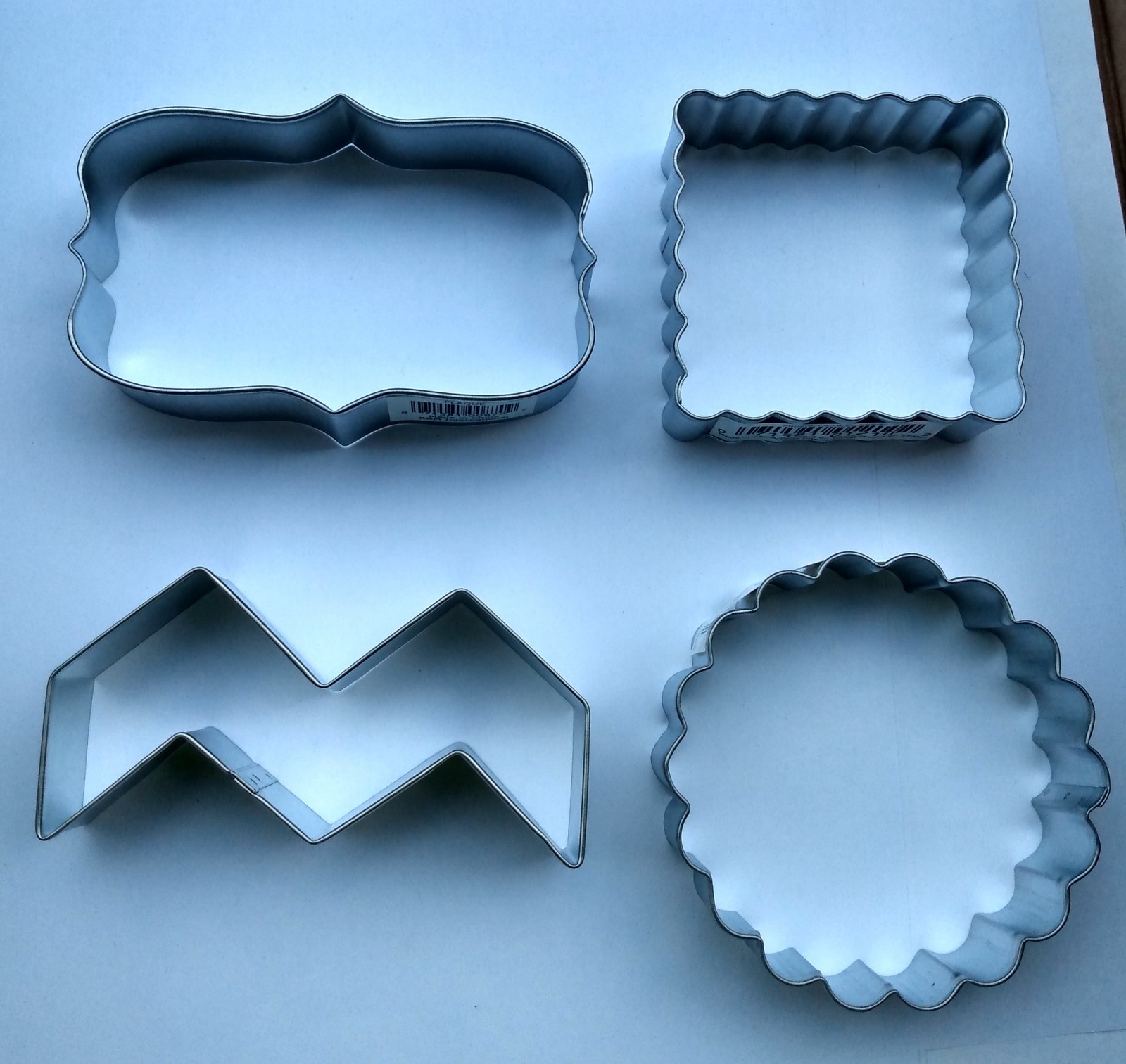 Signs Shapes Cookie Cutter Message 4 pc Chevron, Fluted Round Square Retangle gallery