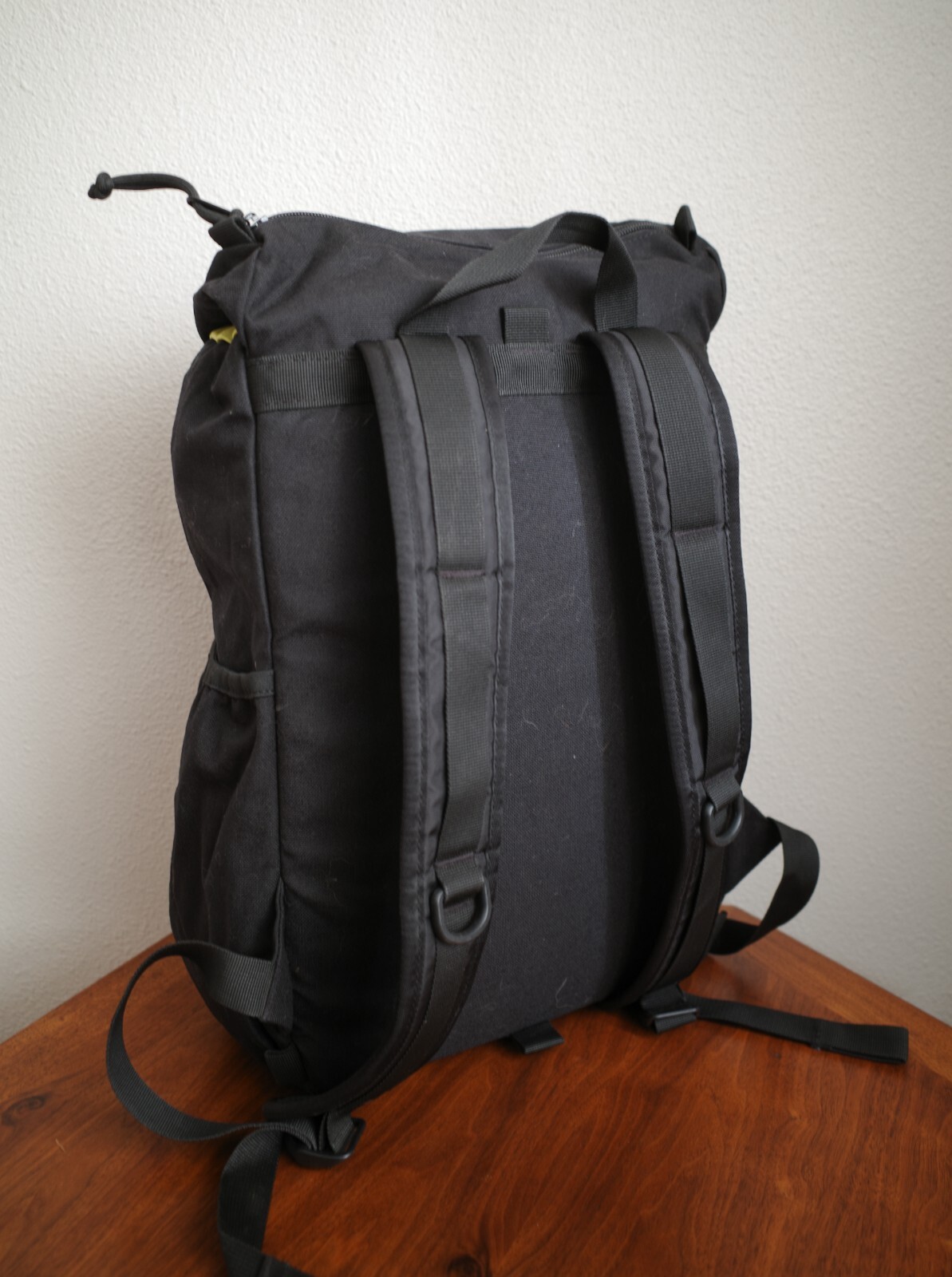Topo Designs Y-Pack Black Backpack Daypack EUC 2
