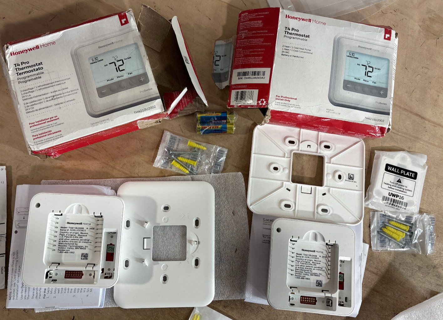 Honeywell T4 Pro Programmable Thermostat, 1 Heat/1 Cool - TH4110U2005/U - 1pcs gallery