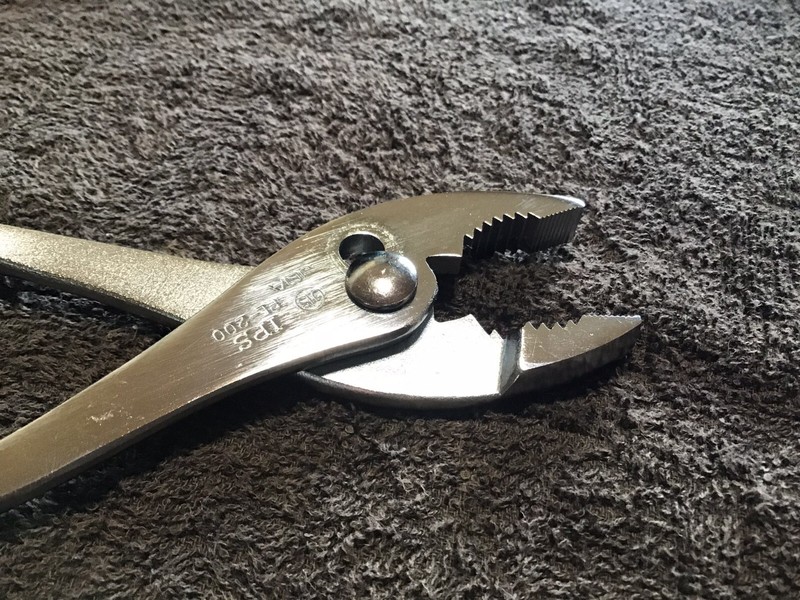 IPS Combination Pliers PL-200 Jaw Size 0~25mm Standerd Type Made in Japan gallery