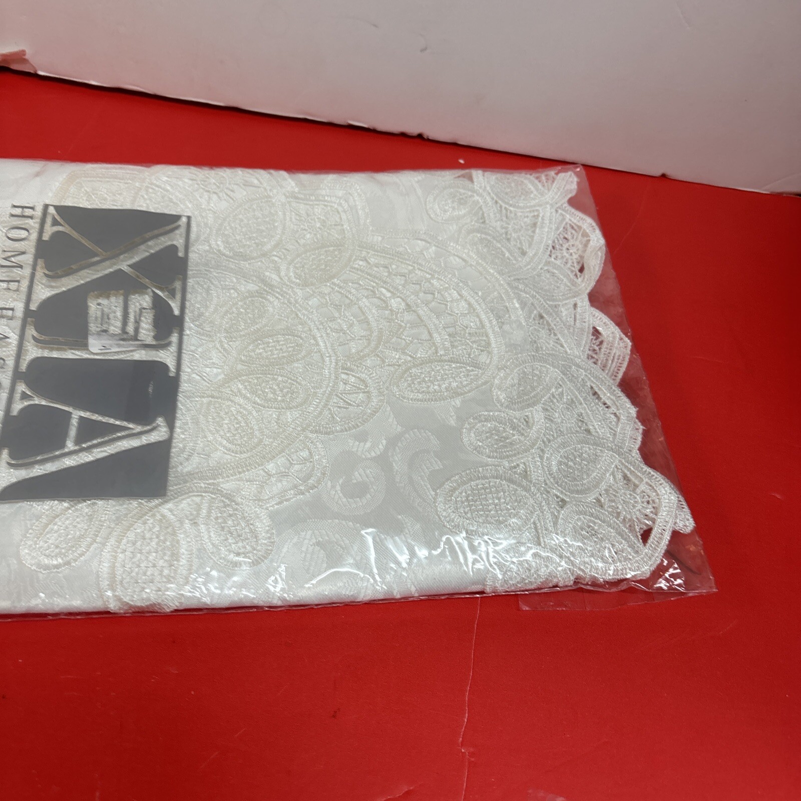 Xia Home Fashions XD17190 - Table Runner 15x108 in White 100% Polyester gallery
