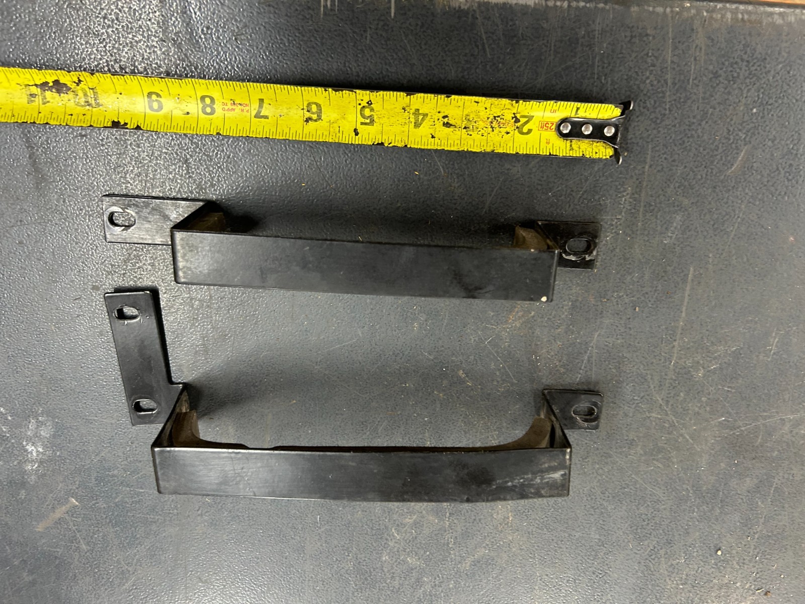 2018 Hustler Raptor SD fuel tank mount brackets #117059 117060 gallery