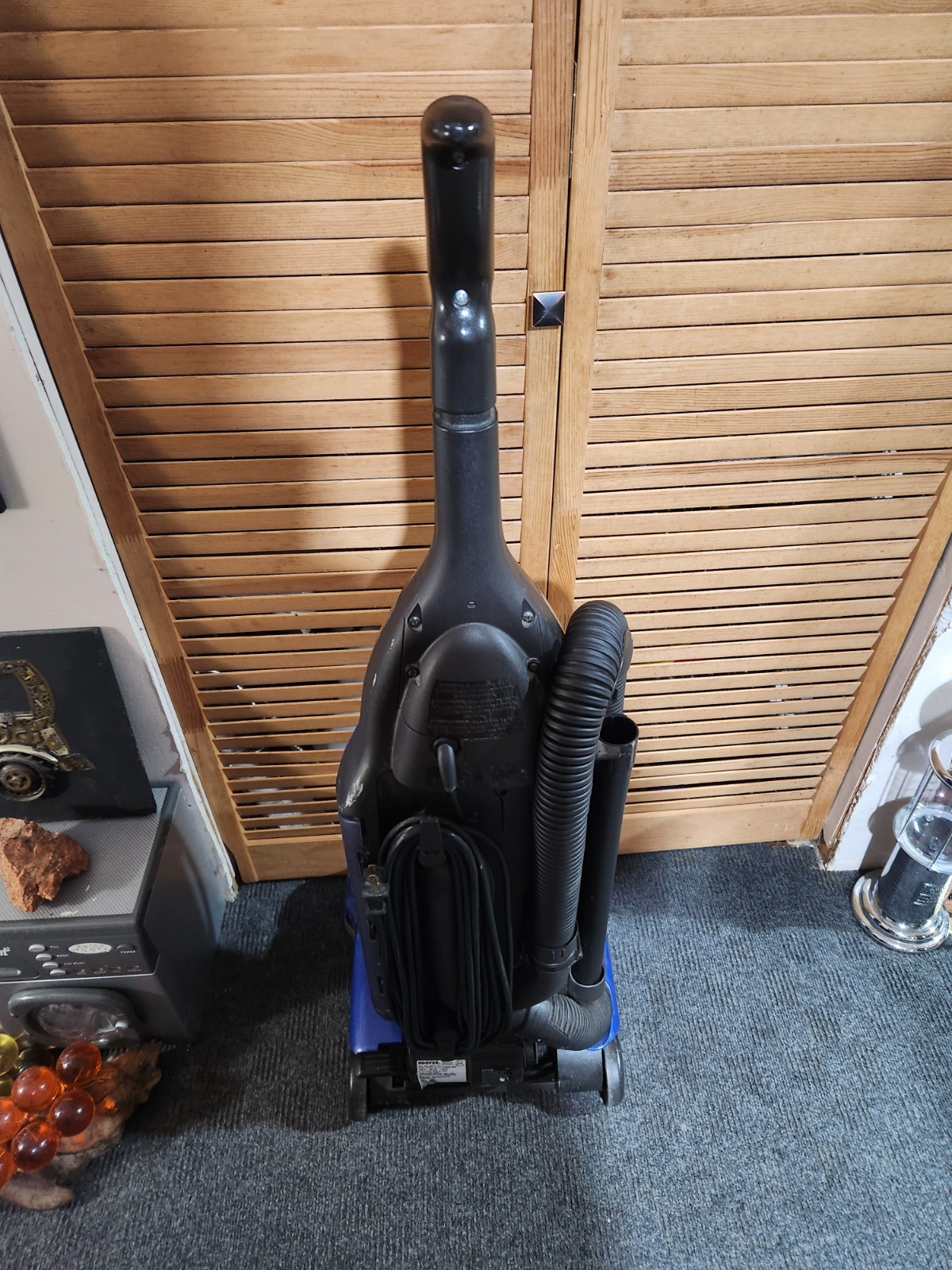 Hoover WindTunnel Bagless self propelled upright vacuum 12 amp blue u6630-900 gallery