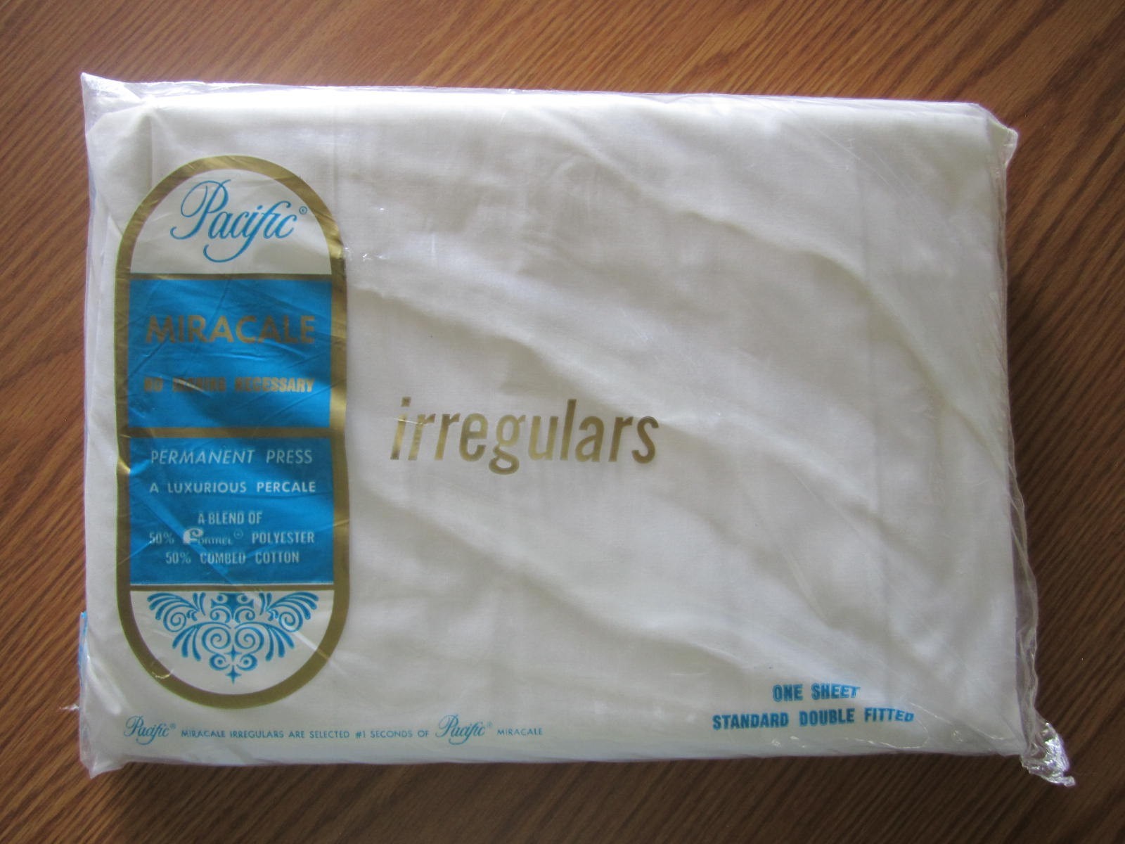 VINTAGE PACIFIC MIRACALE PERCALE IRREGULAR WHITE STANDARD DOUBLE FITTED SHEET gallery