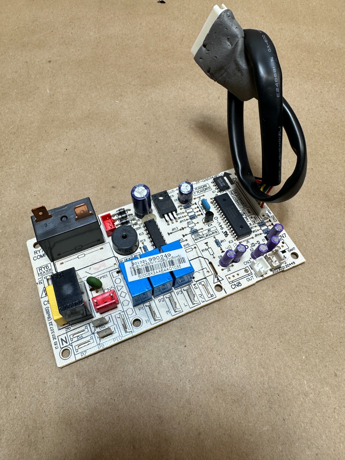 Frigidaire NOS OEM Control Board ELUS-KC53/N1Y-KG9(J7)-RoHS) gallery