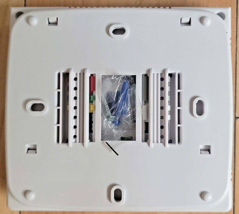 Pro1 T721 Digital Thermostat Non-Programmable 2 Heat 1 Cool Heat Pump - NEW READ gallery