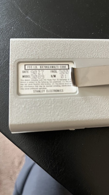 Multi Code Stanley Receiver 1090 And Transmitter 3089 gallery