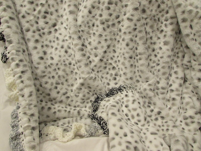 Oversize Reversible Plush Throw Blanket Gray Black White Crochet gallery