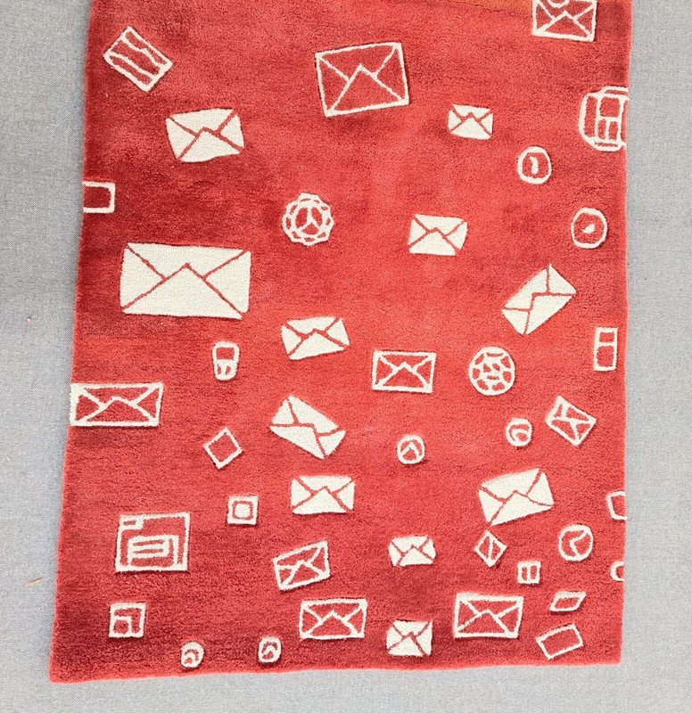Modern Pattern Shape Rugs Handmade 100% Woolen Hand Tufted For Home Decoration gallery