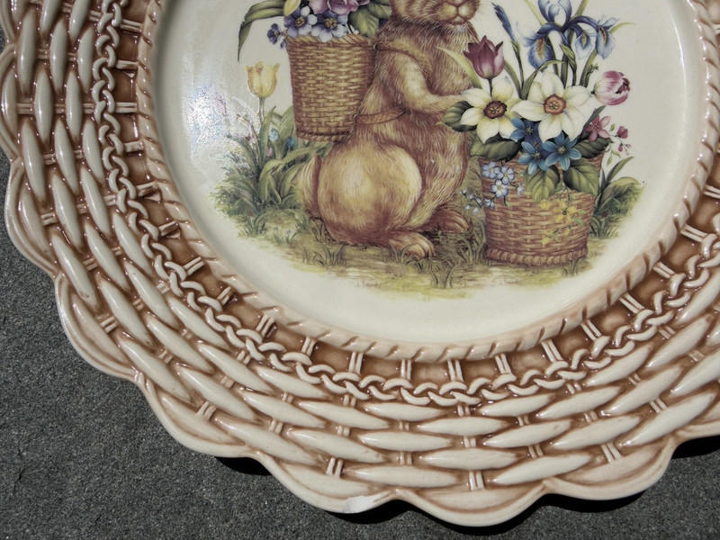 Cracker Barrel Easter Treasures Dinner Plate Bunny Rabbit 11.25” Please READ gallery