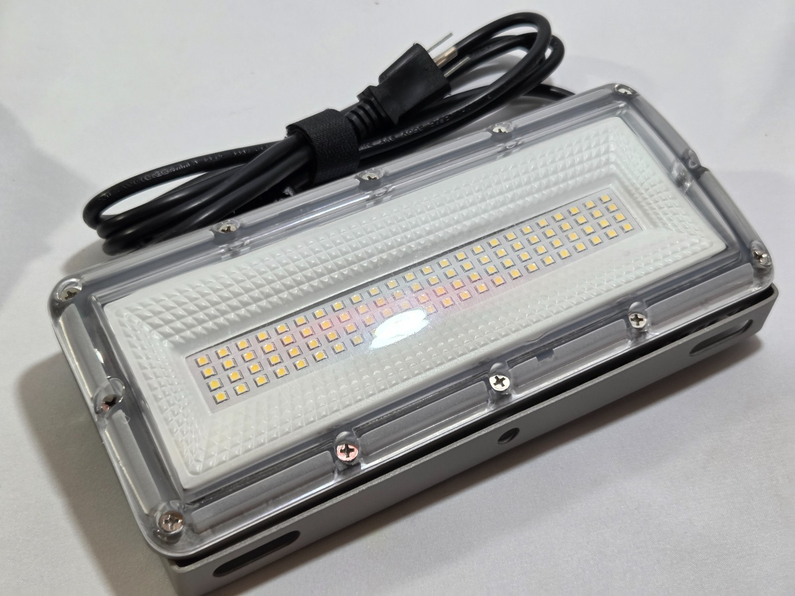 500W Equivalent LED Flood Light with Plug & Switch & 6.5ft Cord, 6500LM 85-277V gallery