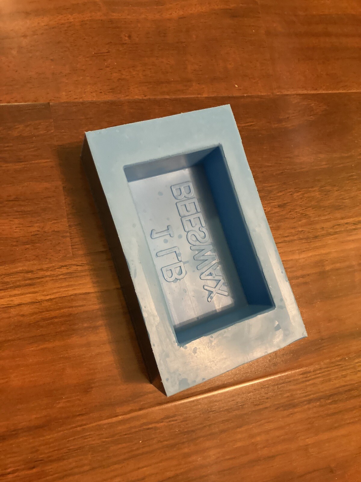 Silicone Beeswax Mold - Makes 1 lb Blocks with The Word "Beeswax" Embossed gallery