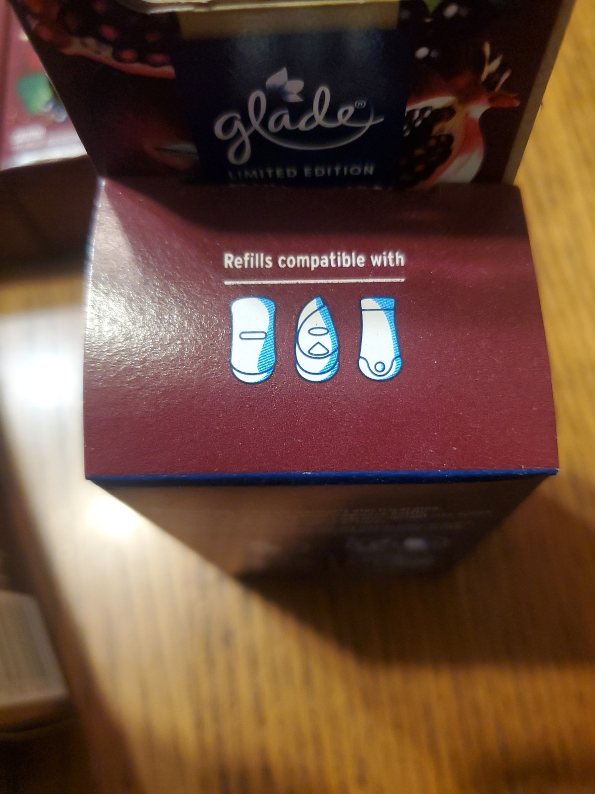Glade PlugIns Pomegranate & Currant Scented Oil Refills 0.67oz Lot Of 8 gallery