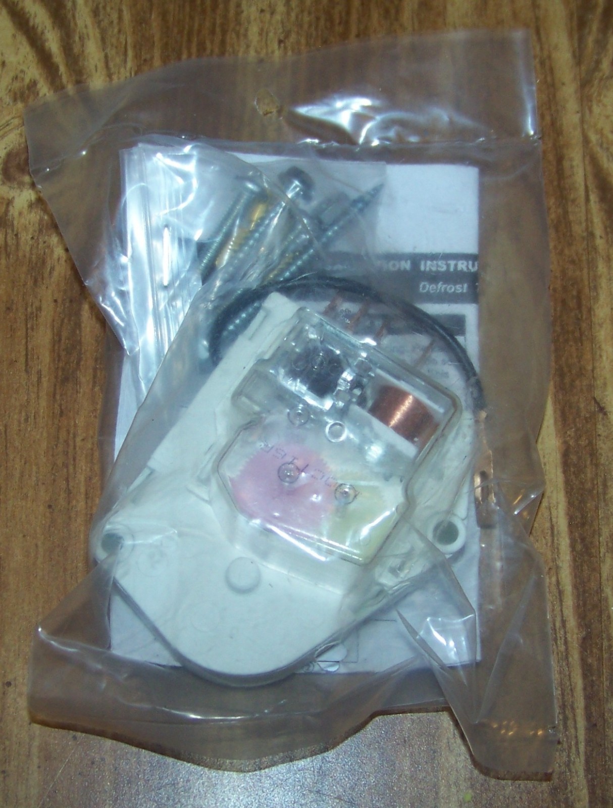 482493R Defrost Timer for Whirlpool Refrigerators - W10822278 gallery