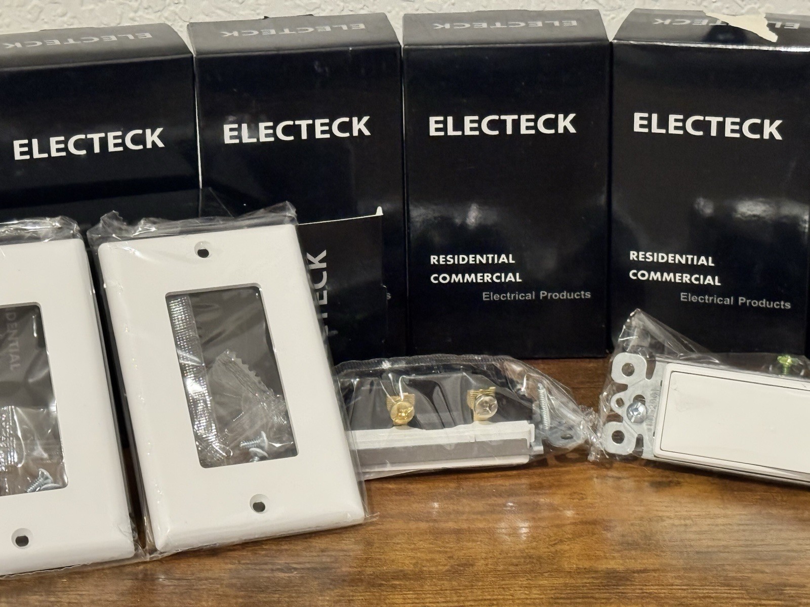 Commercial/Residential Decor Rocker Single Pole Switches. 12PC gallery