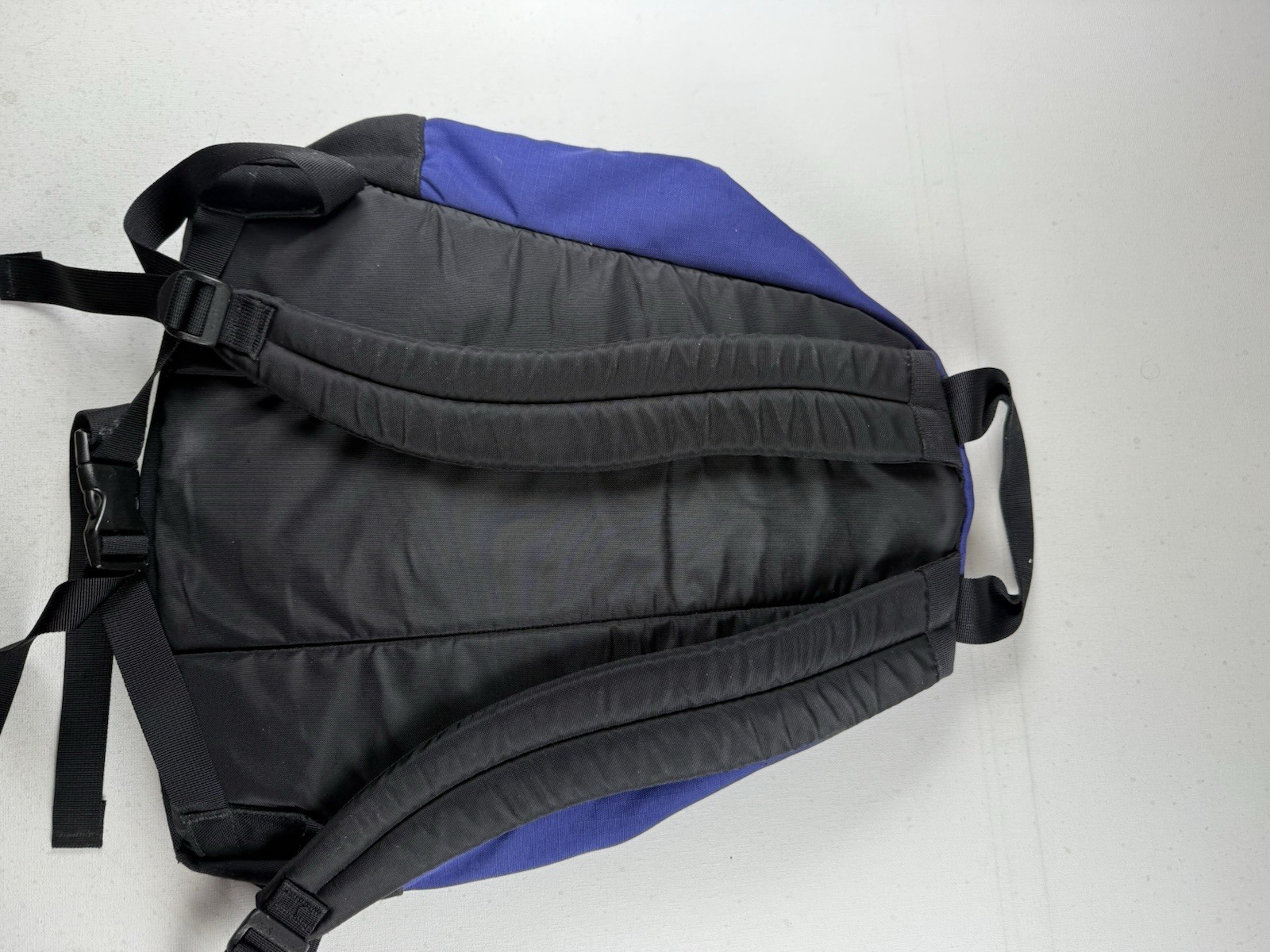 THE NORTH FACE Vtg Inyo Red Blue Backpack Adjustable Shoulder Straps 4