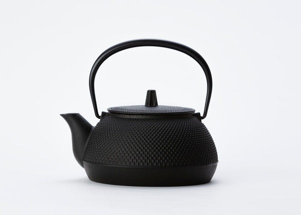 Iwachu Nambu Tekki Cast Iron Teapot Kettle Arare 650ml gallery